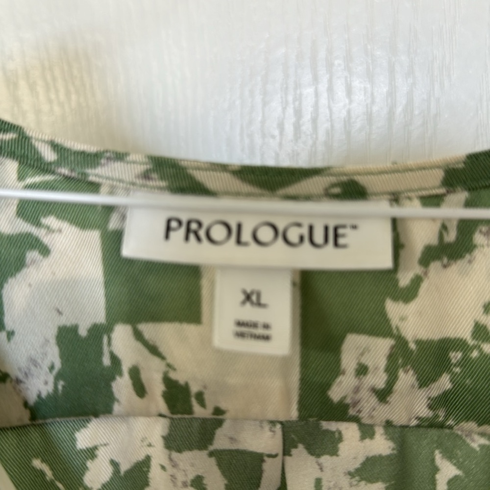 Green Patterned Blouse - image 2